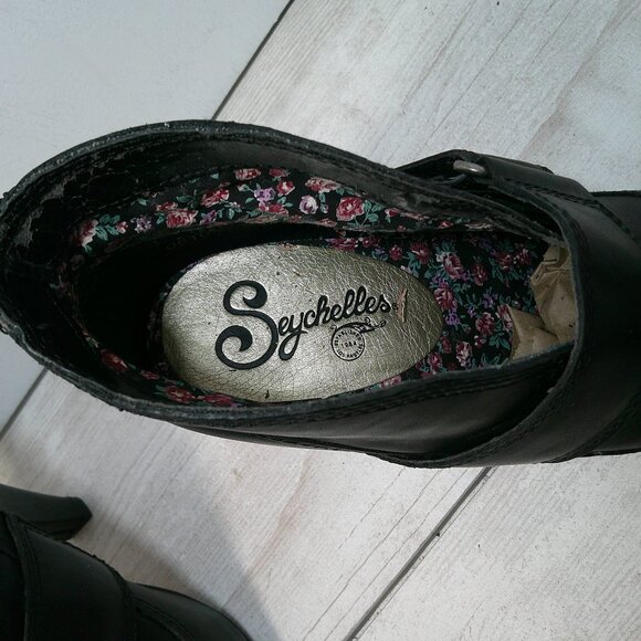 Seychelles Gothic Style Black Leather Heels Size 6 - Picture 9 of 10